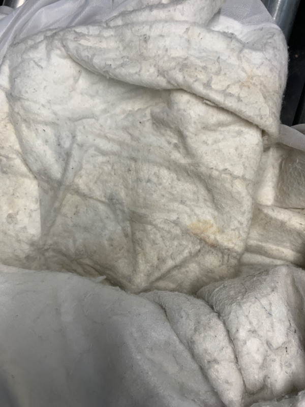 Photo 1 of ***HEAVILY USED AND STAINED*** Bwarm Electric Heated Mattress Pad Twin XL Size, 39" x 80", Bed Warmer, 9 Heat Settings, 1-12 Hours Auto Off, Deep Pocket, Fast Heating, Machine Washable, Soft and Cozy