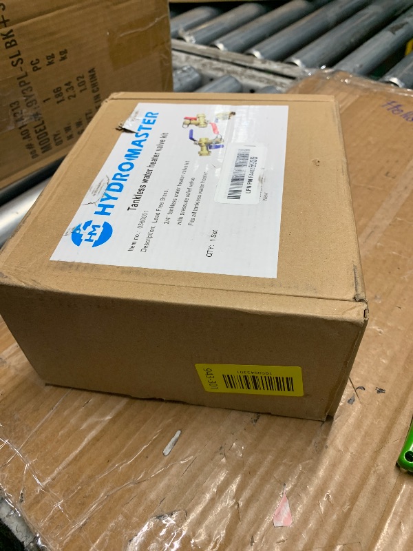 Photo 1 of (damaged)(sold for parts only) HYDRO MASTER Tankless Water Heater Service Valve Kit with Pressure Relief Valve 3/4-Inch IPS Isolator Clean Brass