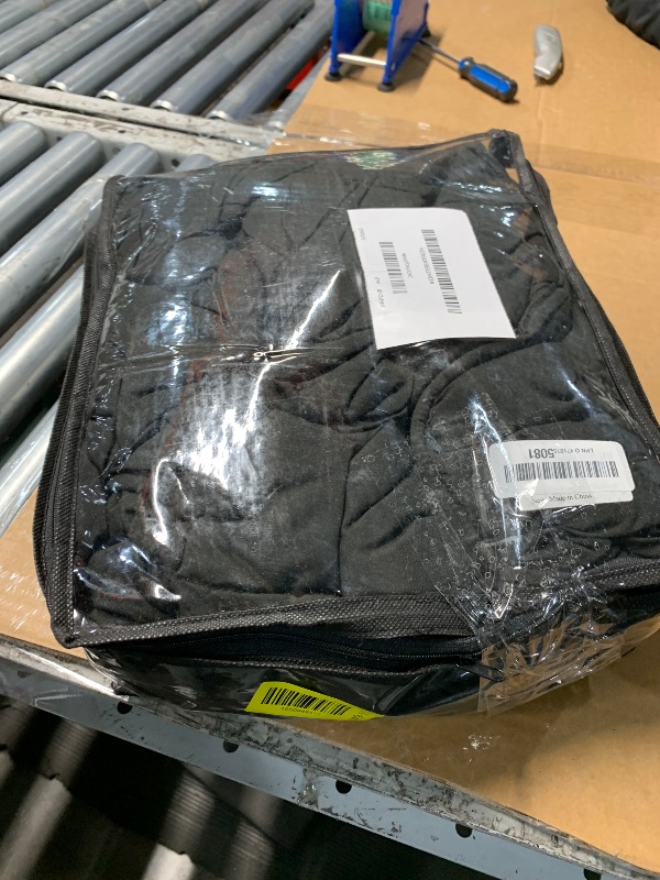 View 2 of *****RIPPED SOMEWHERE*****yescool Weighted Blanket for Adults (20 lbs, 60" x 80", Black) Cooling Heavy Blanket for Sleeping Perfect for 190-210 lbs, Queen Size Breathable Blanket with Premium Glass Bead, Machine Washable