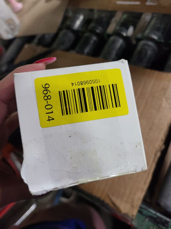 Photo 1 of 200pcs Natural Tulip Cupcake Liners, Premium Muffin Liners Holders for Baking Cups, Greaseproof Cupcake Wrappers in Standard Size, Classic Parchment Paper Cupcakes Liner by JIRNGLA