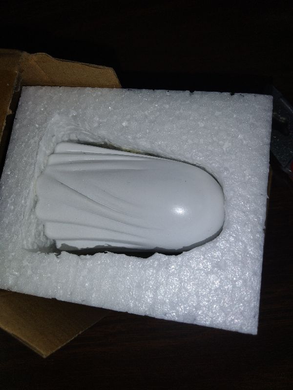 Photo 1 of 1Pcs Middle Finger Cute Ghost Statue Figurine Mini Ghosts Small Scary Ghost Figurines, Spooky Halloween Home Resin Ghost Statue Decorations Coffee Table Centerpieces Shelf Mantel Display Ornaments