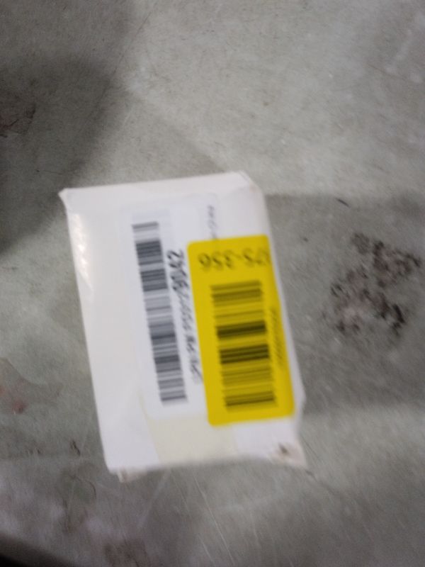 Photo 1 of Airplane Seat Belt Extender, 7-31" Airline Seatbelt Extender Adjustable - FITS ALL Airlines in US Except Southwest-Free Carrying Case (Silver)