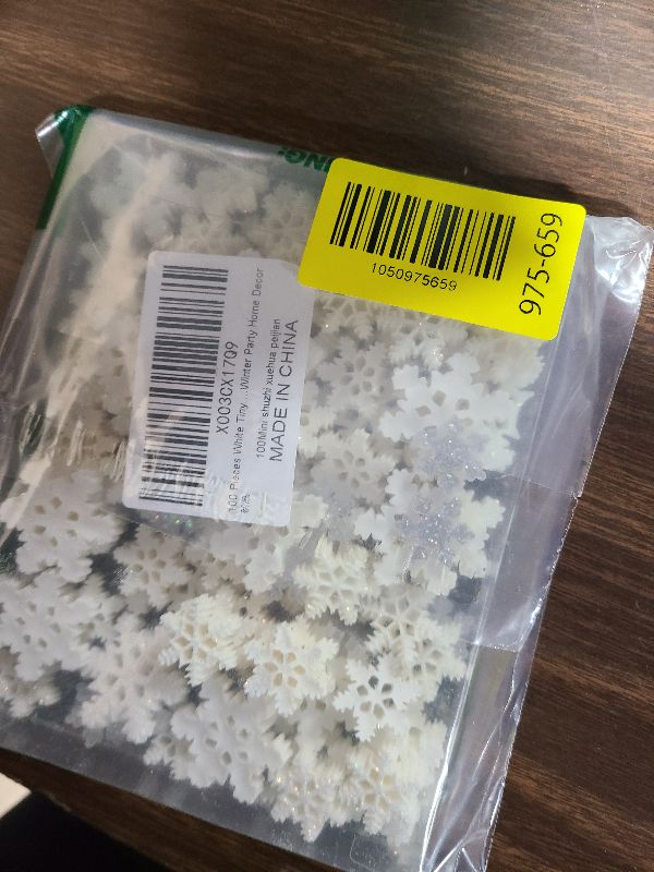 Photo 1 of 100Pcs Mini Snowflake Ornament Christmas Decorations- Glitter Resin White and Silver Snowflakes Christmas Craft Embellishment for DIY Craft Xmas Tree Winter Party Table Decor (3 Sizes)