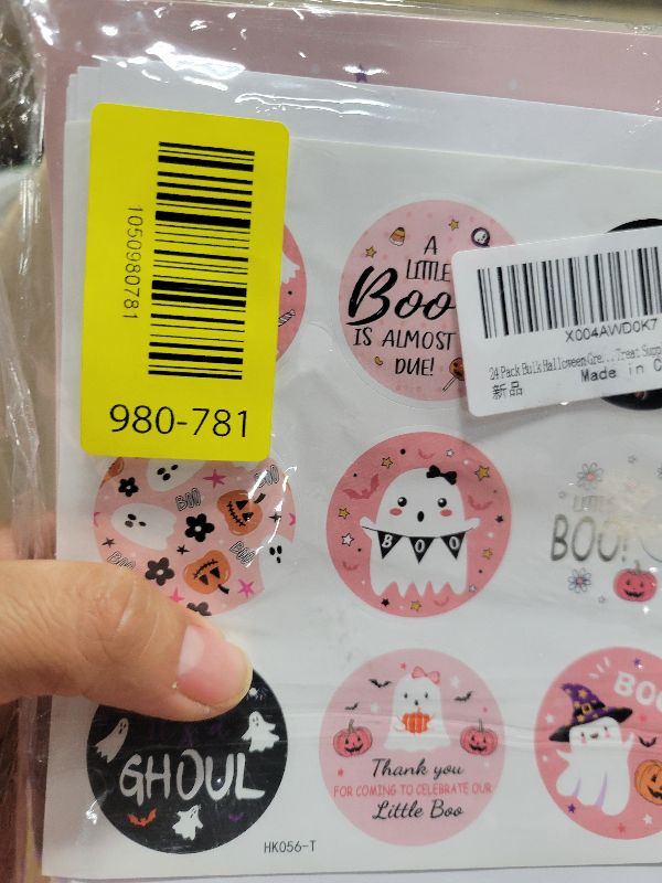 Photo 1 of 24 Pack Pink Halloween Greeting Cards with Envelopes and Stickers – 6 Vintage-Inspired Designs, 4x6 Inches Blank Note Cards,Trick or Treat Supplies, Halloween Party Invitations, Thank-You Notes