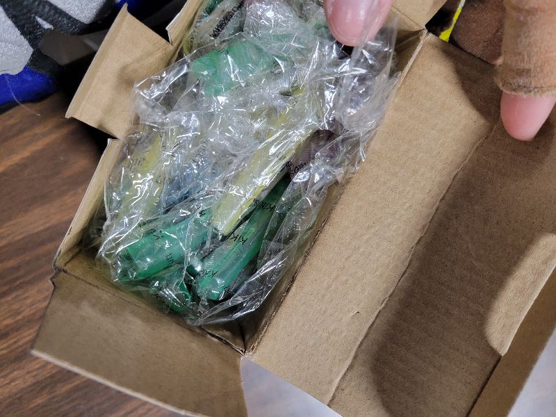 Photo 1 of 100PCS Hookah Tips Disposable Shisha Mouth Tips BPA-Free Plastic Hookah Accessories Individual Wrapped Multi-Color Food Grade Mouthpiece Fit Most Hookah Hose Set