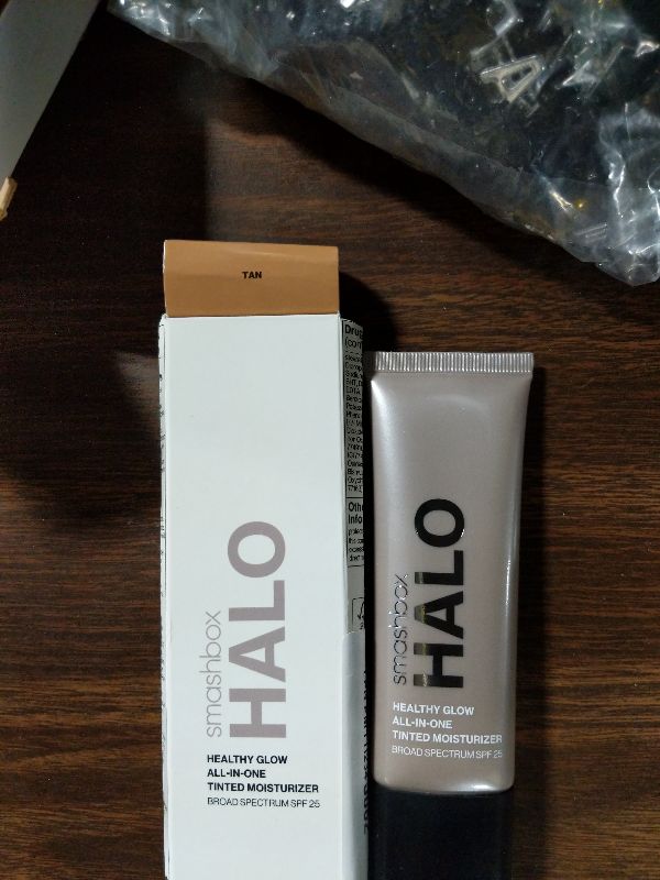 Photo 1 of Smashbox Halo Healthy Glow All-In-One Tinted Moisturizer SPF 25 | Hydrating, Long Wearing, Tinted Moisturizer with SPF | Hyaluronic Acid, Tan