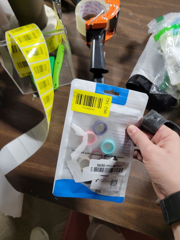 Photo 1 of 10 Pack Ring Cover Compatible with Oura Ring Gen 4/4 Ceramic, Oura Ring Gen 3 Horizon/Heritage, Surport Charging with Cover on, Anti-Scratch Elastic Silicone Ring Protector for Men Women Working Out