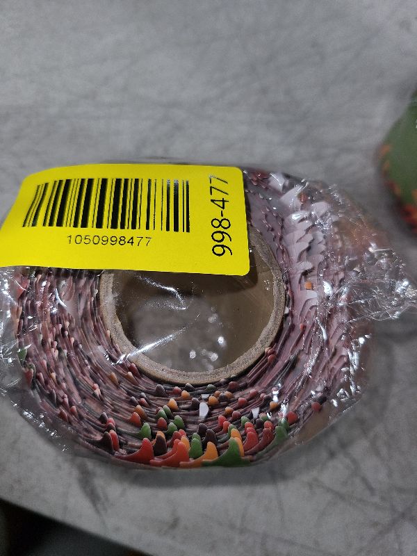 Photo 1 of 65.6Ft Fall Bulletin Board Borders Maple Leaves Bulletin Board Trim for Thanksgving Autumn Holidays for Classroom Blackboard Wall Desk Office Decoration