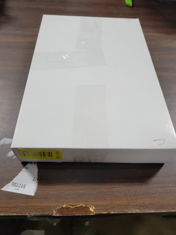 Photo 1 of 12 Pcs Christmas Paper Snowflake Lanterns, 3D Christmas Paper Star Lanterns with LED Lights, 10/12 Inch White Hanging Snowflake Lamps for Xmas Winter Frozen Weddings New Year Party Decorations