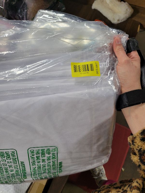 Photo 1 of 12 Pack Round Tablecloth 90 Inch - White Polyester Tablecloth for Round Table, Premium Stain and Wrinkle Resistant Washable Fabric Table Cover for Wedding Party Banquet Restaurant Reception