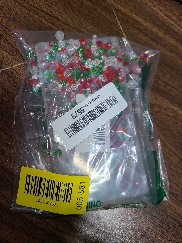 Photo 1 of 1000pcs Christmas Glass Beads for Jewelry Making Assorted Crystal Beads for DIY Crafts Bracelets Necklaces Earrings and Christmas Decorations Ornament Kits?Red Green White?