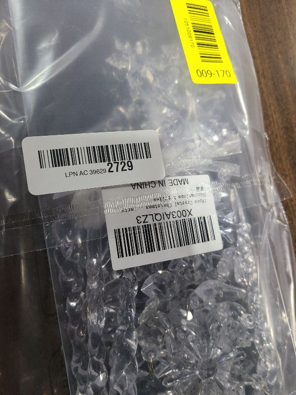 Photo 1 of 18pcs Crystal Christmas Ornaments for Tree Decorations-Hanging Acrylic Snowflake Icicle Ornaments with Drop Pendants for Winter Wonderland Chandelier Crystals Decorations Supplies