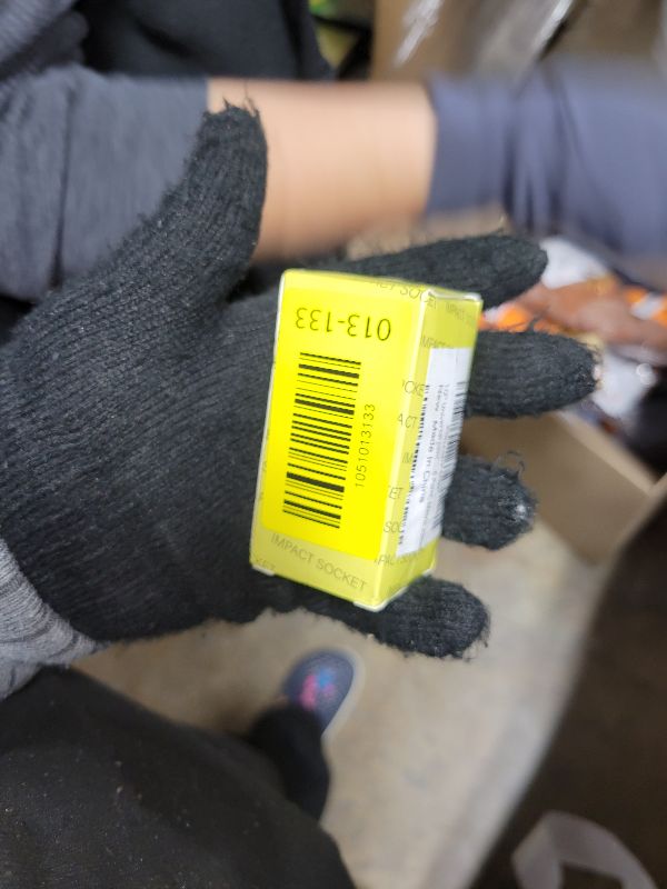 Photo 1 of 1/2" Universal Joint Socket.1/2-Inch Drive Shallow Impact Universal Joint Swivel Socket.Chrome Molybdenum Steel.6 Point, Metric 23mm