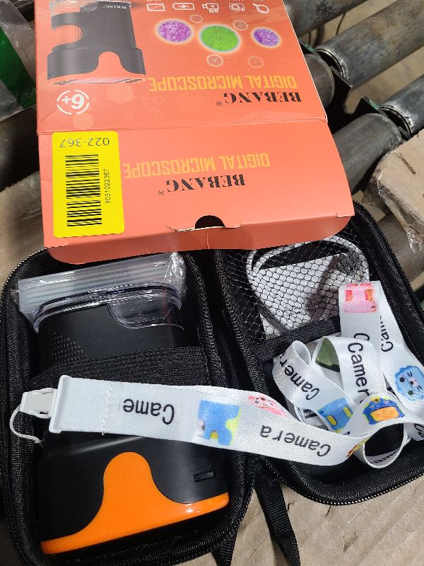 Photo 1 of 1000X Handheld Microscope for Kids 4K 2.0" Screen Rechargeable Mini Pocket Digital Microscopes w/Slides Kit Portable Edu Gift Age 4-6 8-12 Children Students