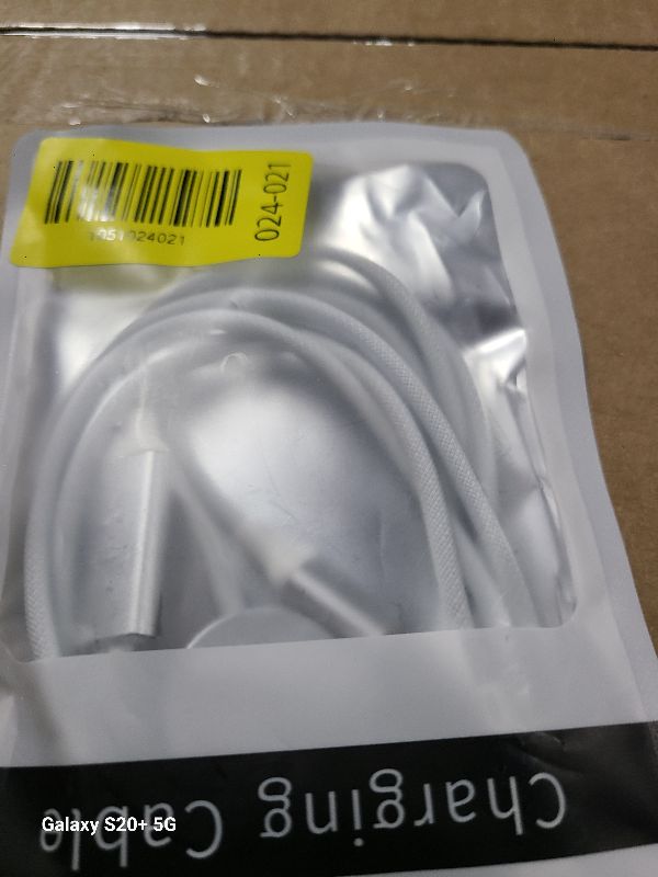 Photo 1 of ???? ???????? for Apple Watch Charger, [USB A/C Dual Port][Portable Travel Essentials]Compatible With iPhone 17/16/15, Magnetic Wireless Charging for iWatch Series Ultra 2/SE 2/10~1, [4FT]