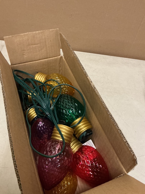 Photo 1 of 16Ft Jumbo LED Multicolor Christmas String Lights Outdoor with 10 LED Strawberry Bulb, Connectable Hanging String Lights for Indoor Home Outdoor Porch Patio Eave Xmas Trees Roofline Decorations