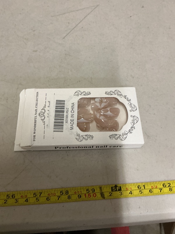 Photo 1 of 24Pcs White French Tip Press on Nails Medium Almond Fake Nails with Seashell Designs 3D Flower Acrylic Nails Gold Rhinestones Stick on Nails Summer False Nails Cute Ribbon Glue on Nails for Women