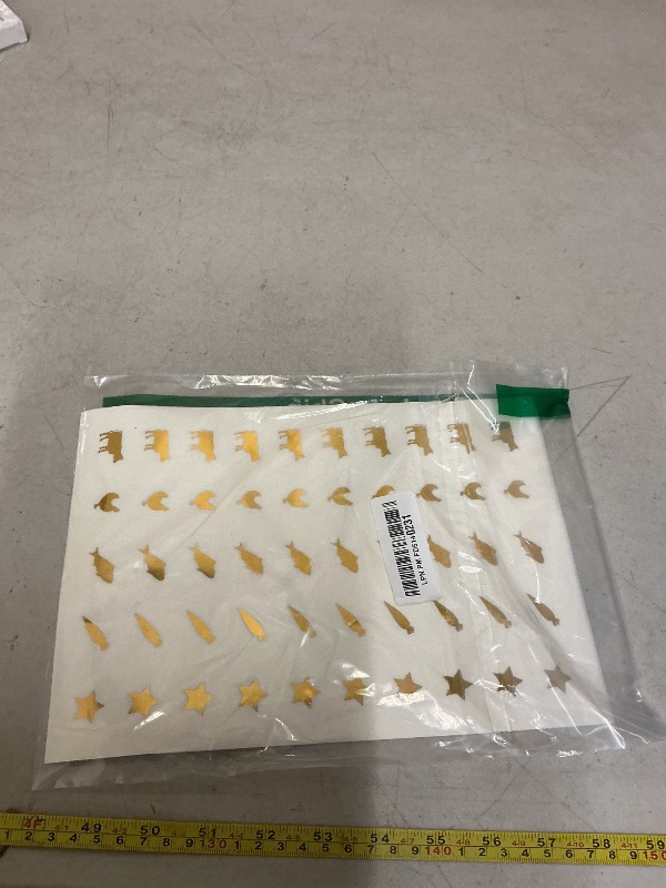 Photo 1 of 500pcs Meal Stickers, Gold Wedding Meal Choice Indicator Stickers with Beef Carrot Chicken Fish Star Pattern Food Selection Labels for Place Cards (10 Sheets)