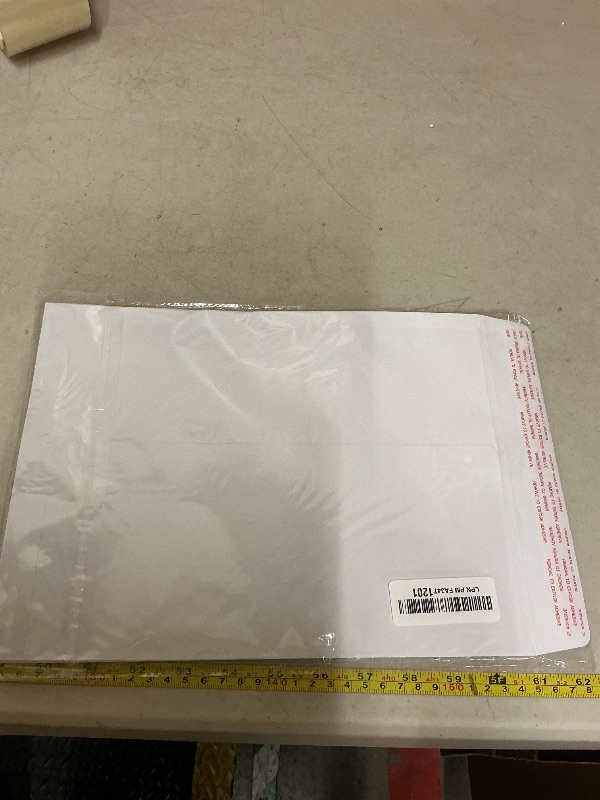 Photo 1 of 20 Pack Catalog Envelopes Self Seal, 9 x 12 Inches Catalog Mailing Envelopes, White Manila Envelopes for Mailing, Organize, Storage, Home, Office