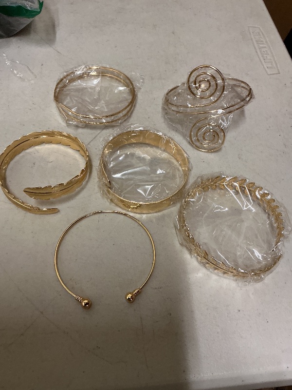 Photo 1 of 6pc Adjustable Armband Set