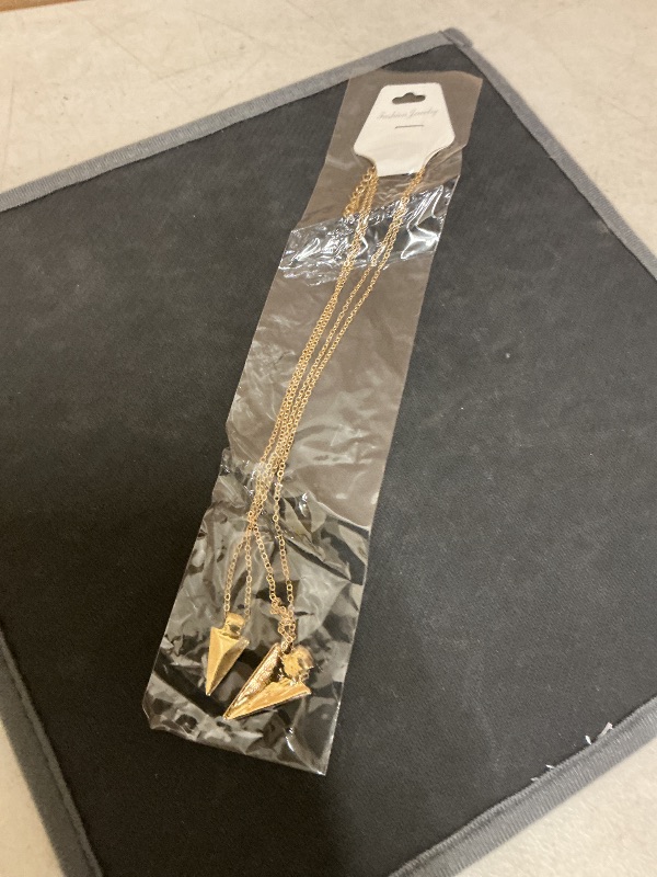 Photo 1 of  Generic fantasy Chain Necklace 