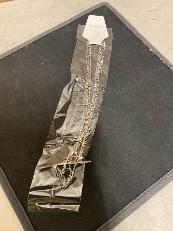 Photo 1 of Generic fantasy Chain Necklace