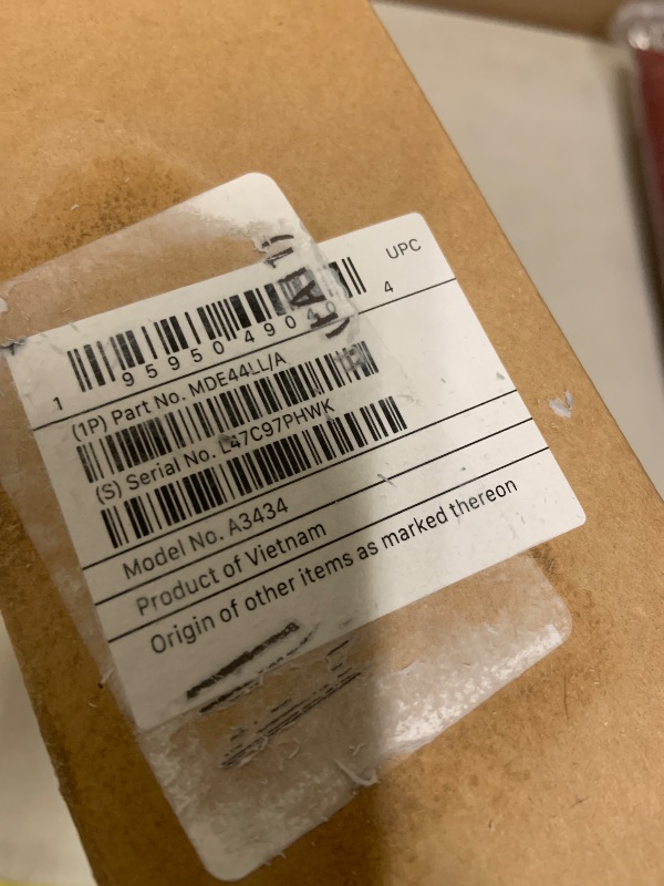 Photo 1 of Apple 2025 MacBook Pro Laptop with M5 chip with 10?core CPU and 10?core GPU: Built for Apple Intelligence, 14.2-inch Liquid Retina XDR Display, 16GB Unified Memory, 512GB SSD Storage; Silver