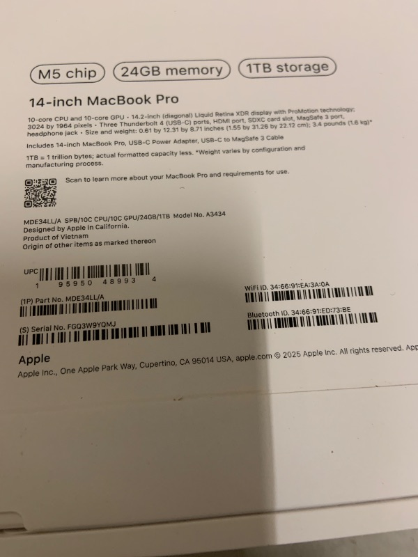 Photo 1 of Apple 2025 MacBook Pro Laptop with M5 chip with 10?core CPU and 10?core GPU: Built for Apple Intelligence, 14.2-inch Liquid Retina XDR Display, 24GB Unified Memory, 1TB SSD Storage; Space Black