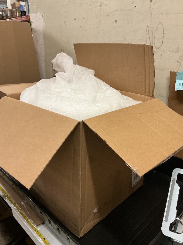 Photo 1 of 3 Inch Ultra-Fluffy Memory Foam Mattress Topper Super Queen for Back Pain, Extra Soft Pillow Top Queen Mattress Topper with 4X Support, Mattress Pad with Breathable Air Mesh Sides, 6-21'' Deep Pocket