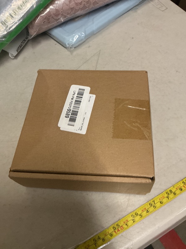 Photo 1 of 40 Pieces Christmas Light Gutter Shingle Clips - Plastic C7 C9 Clip for Christmas Party Decorations (Clear)