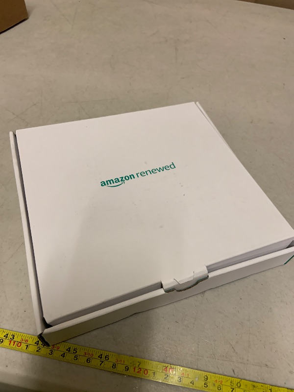 Photo 1 of Apple iPhone 13, 256GB, Starlight - Unlocked (Renewed)