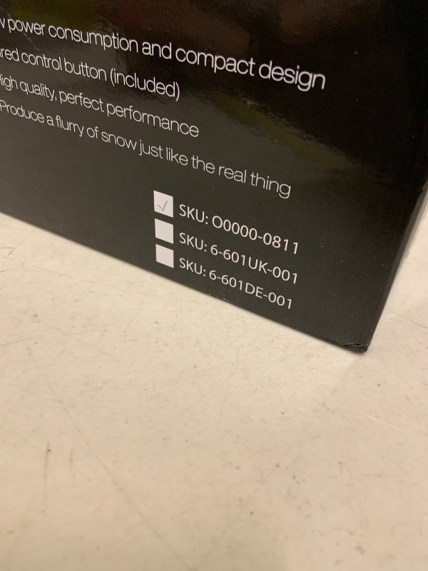 Photo 1 of 1byone 650W Snow Machine Wired Remote Control Great Machine for Kids, Parties, Parades