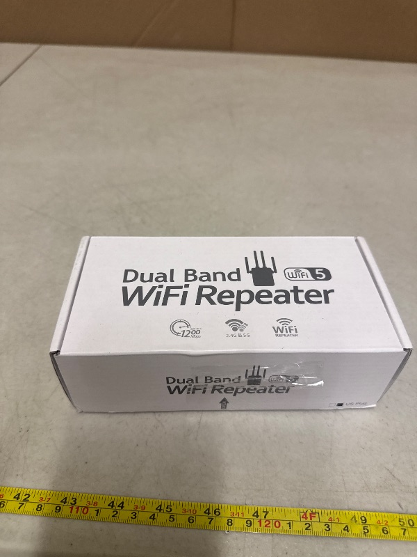 Photo 1 of 1200Mbps WiFi Extender HIBFEWOULANFKSDM