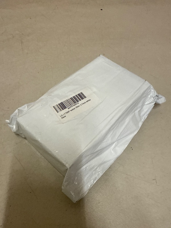 Photo 1 of 2 pack LG 6 month / 200 Gallon Capacity Replacement Refrigerator Water Filter (LT700P), WHITE 