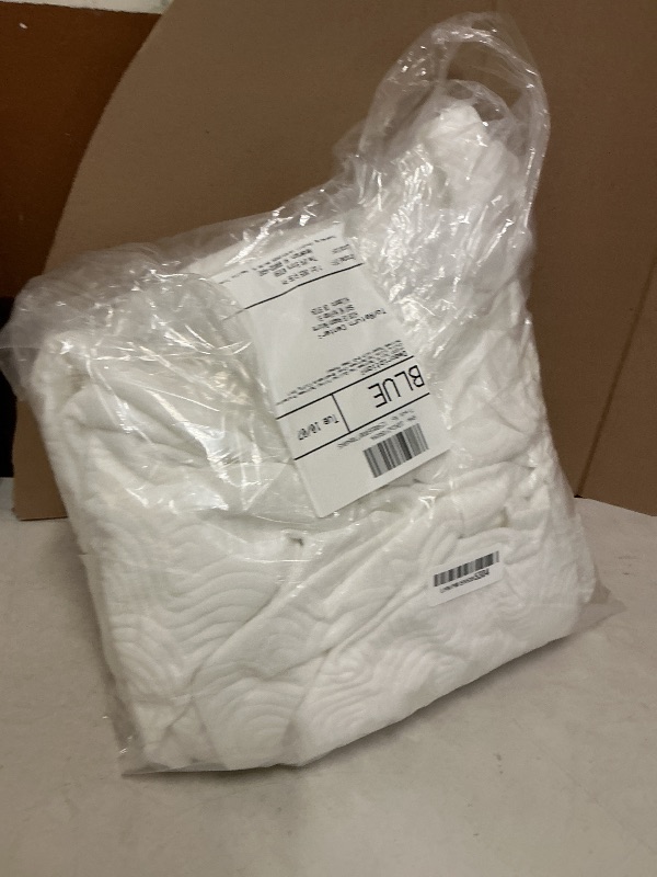 Photo 1 of HYLEORY Twin XL Mattress Pad Quilted Fitted Mattress Protector Cooling Pillow Top Mattress Cover Breathable Fluffy Soft Mattress Topper with 8-21" Deep Pocket