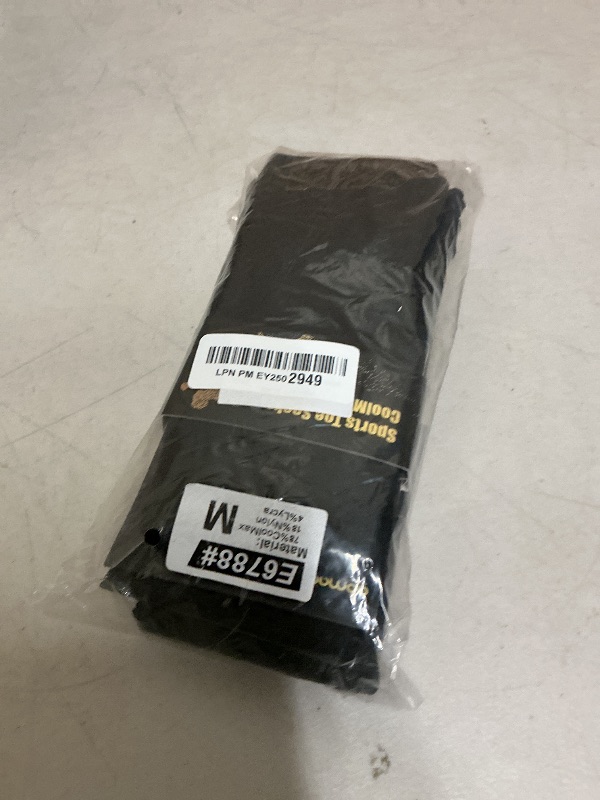Photo 1 of YABAIKE Compression Toe Socks Knee High Coolmax Hiking Socks Graduated Support for Running,Travel,Flight