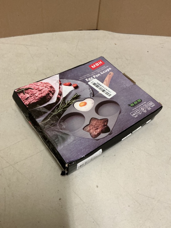 Photo 1 of RETROSOHOO Egg Frying Pan,4-Cup Nonstick Omelette Pan for Breakfast, Heart Shaped Frying Pan for Cooking Eggs, Burger or Bacon,Healthy Egg Pans Suitable for Stove & Induction Compatible (Gray)