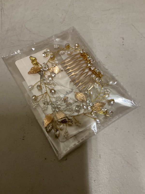 Photo 1 of Gorais Crystal Bride Wedding Hair Combs Gold Leaf Bridal Hair Pieces Pearl Hair Accessories for Women and Girls (A-Gold) (A-Gold)