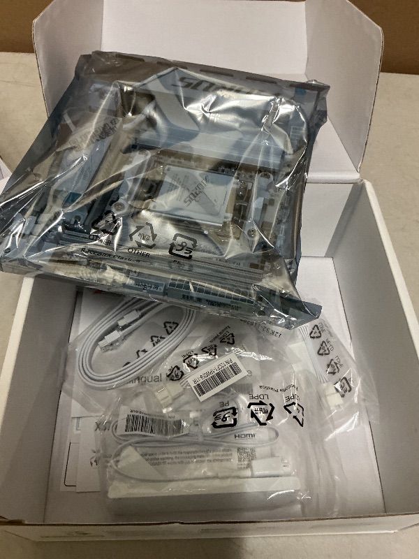 Photo 1 of GIGABYTE X870I AORUS PRO ICE AMD AM5 LGA 1718 Motherboard, Mini-ITX, DDR5, 2X M.2, PCIe 5.0, USB-C, WIFI7, 2.5GbE LAN, EZ-Latch, 5-Year Warranty