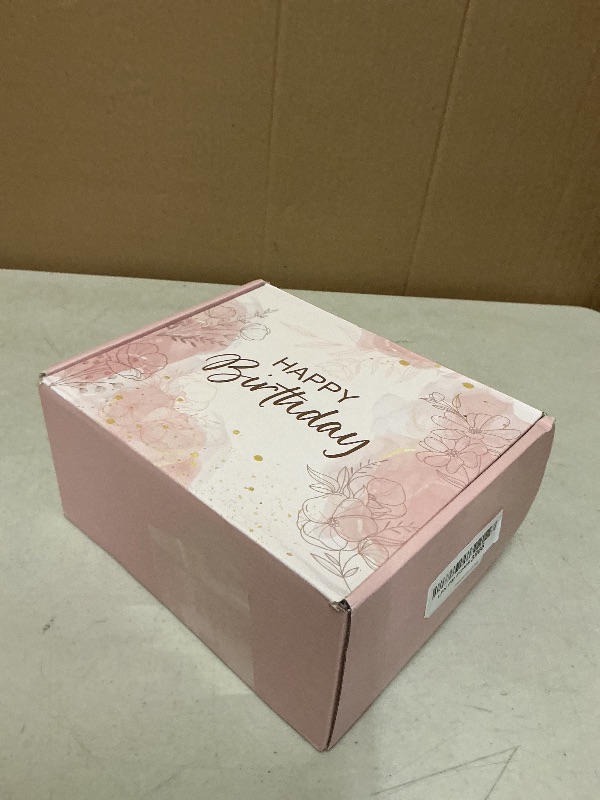 Photo 1 of 40th Birthday Gifts for Women Her, Gifts for 40th Birthday Woman, Turning 40 Year Old Gift, Best 40 Fabulous Decorations 1985 Bday Basket, Unique Happy 40s Gift Ideas for Her Sister Friend Coworker