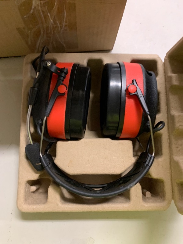 Photo 1 of 3M Pro-Comms Electronic Hearing Protector, Wireless Earmuffs With Bluetooth Technology & External Noise-Canceling Boom Microphone, Noise Reduction Rating (NRR) 26 dB, Premium Gel Cushions (90546-SIOC)