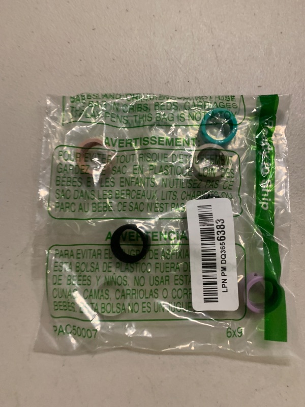 Photo 1 of 8 Pack Ring Cover Compatible with Oura Ring Gen 4/4 Ceramic, Oura Ring Gen 3 Horizon/Heritage, Surport Charging with Cover on, Anti-Scratch Elastic Silicone Ring Protector for Men Women Working Out