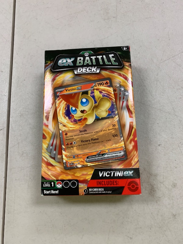 Photo 1 of Pokemon TCG: Lucario ex Battle Deck (Ready-to-Play 60-Card Deck)
