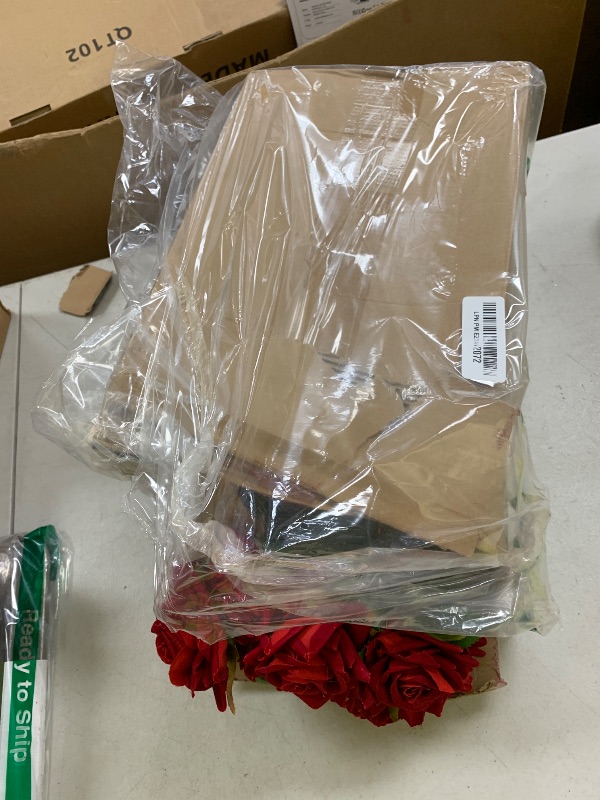 Photo 1 of Pickmesh 6 Sets Red Rose Centerpieces for Table 6 Artificial Velvet Flower with 6 Glass Vases Fake Red Rose Flower Centerpiece for Wedding Arrangement Party Home Decoration