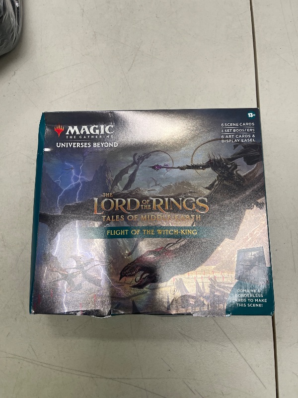 Photo 1 of MTG Lord of the Rings Tales of Middle-Earth Holiday Scene Box 
