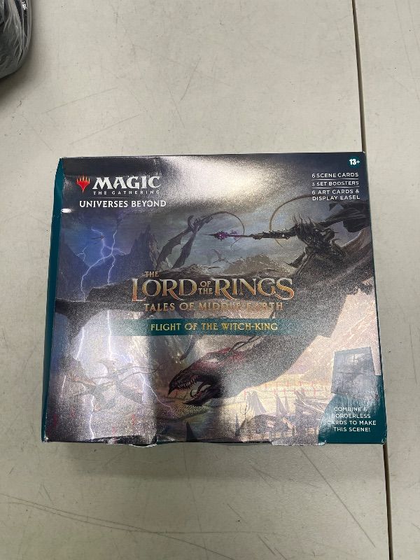 Photo 1 of MTG Lord of the Rings Tales of Middle-Earth Holiday Scene Box 