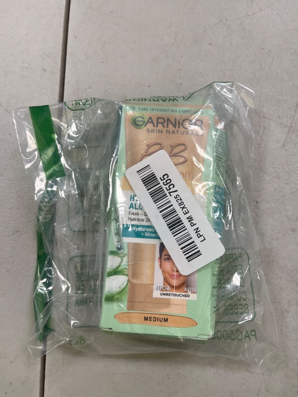 Photo 1 of Garnier Skin Naturals Classic Hyaluronic Aloe All-in-1 BB Medium Cream, 50ml