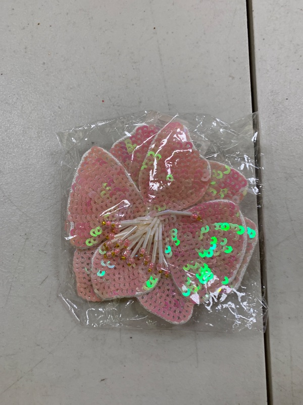 Photo 1 of 2 pcs Blue/Gold/Green Sequins Patch DIY Flower Beaded Patches for Clothes Sew On Paillette Embroidered Patch Motif Applique (Pink)