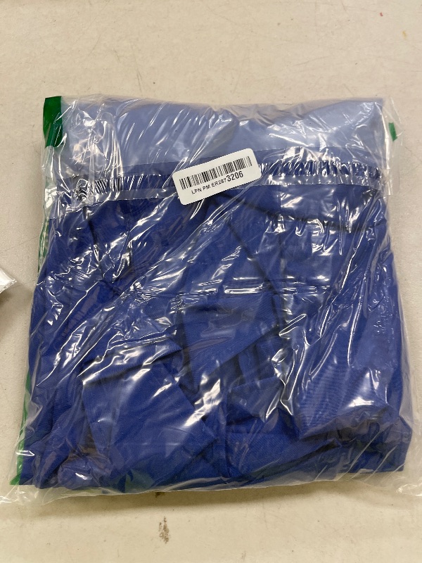 Photo 1 of Newrara Graduation Gown Cap Tassel Set (Medium 48(5'3"-5'5"), Blue)