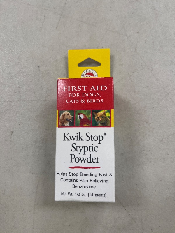 Photo 1 of Miracle Care Kwik Stop Styptic Powder For Dogs, Cats and Birds, 0.5 Ounce, Fast Acting Blood Stop Powder with Pain Relieving Benzocaine